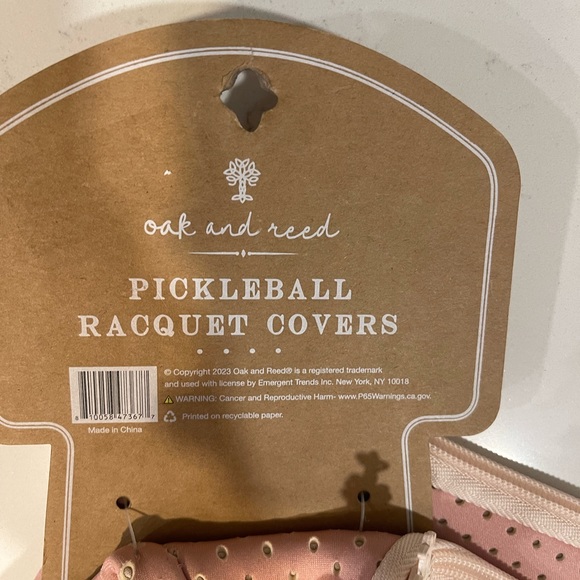 NWT- Set of Oak and Reed Pickleball Paddle Covers l - Picture 4 of 7